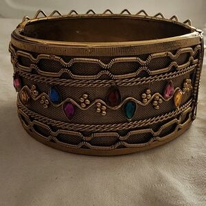 Vintage Gold Multi-Jewel Easy Open Bangle Bracelet